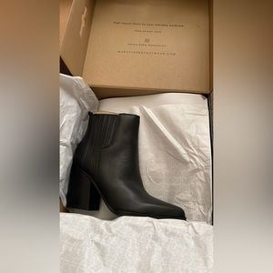 Marc fisher oshay booties